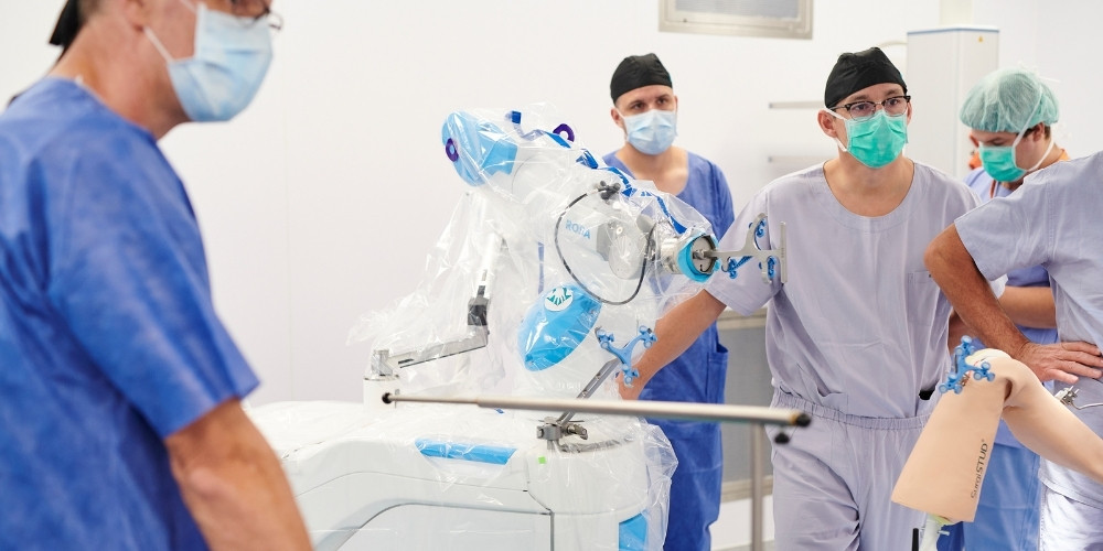 elvégeztük a 300. ROSA® robotasszisztált protézisbeültetést